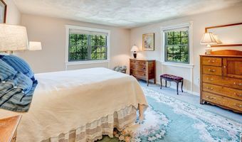 35 Swanson Ct 32D, Boxborough, MA 01719