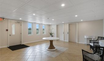 1503 Capella S 1503, Newport, RI 02840