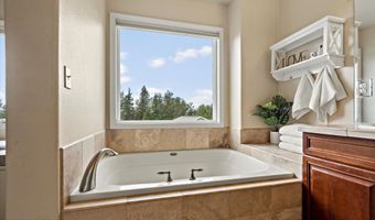 15250 Evergreen Ridge St, Anchorage, AK 99516