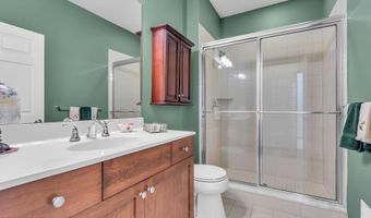 31 Twilight Dr, Barnegat, NJ 08005
