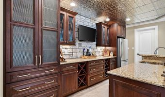 262 Dietrich Rd, Ballwin, MO 63021