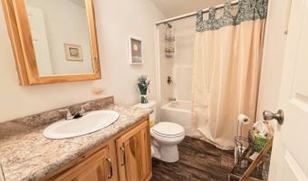 9 Commodore Dr, Biddeford, ME 04005