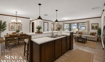 2060 Washington St, Algonac, MI 48001