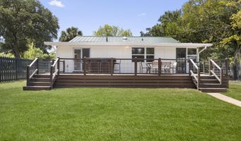 145 Bay View Ct, Bay St. Louis, MS 39520