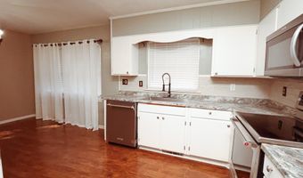 118 Sharon Cir, Americus, GA 31709