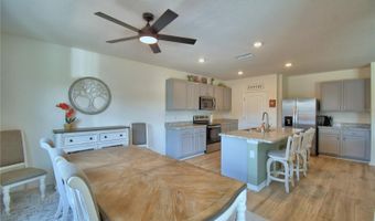 803 AUBURN GROVE Ct, Auburndale, FL 33823