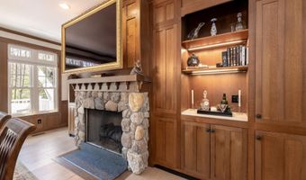 25 Clay Point Rd, Alton, NH 03809