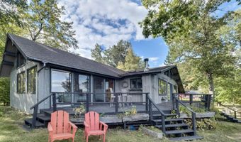 14 Macomber Pt, Alburgh, VT 05440