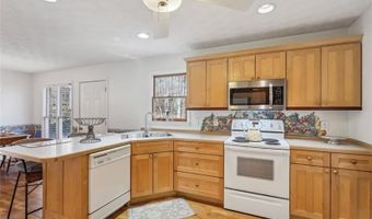 301 BENSON, Dallas, GA 30132
