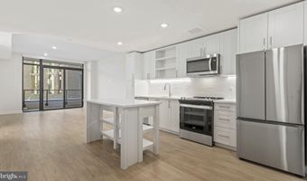 4000 WISCONSIN Ave NW Parc-Ph705, Washington, DC 20016
