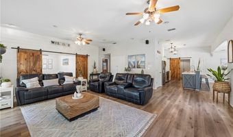 201 W Rhodes Ave, Aransas Pass, TX 78336