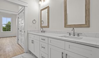 124 Court Unit # 207 St, Bay St. Louis, MS 39520
