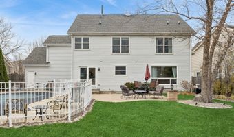 1801 Arbordale Ln, Algonquin, IL 60102