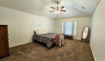 916- B Bronstad Dr, Andrews, TX 79714