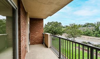 1300 ARMY NAVY Dr 425, Arlington, VA 22202