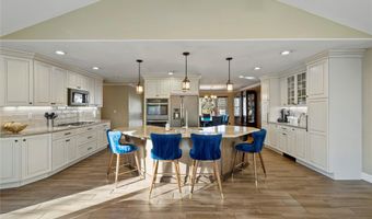 3 Bell Ct, Airmont, NY 10901