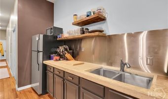 309 E Duffy St, Savannah, GA 31401
