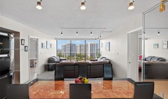 3701 N Country Club Dr 2209, Aventura, FL 33180