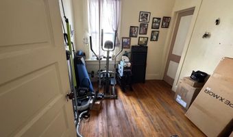 18 John St, Amsterdam, NY 12010