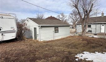 607 S 2nd St W, Baker, MT 59313