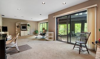 540 Bent Creek Oval, Aurora, OH 44202