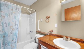 6703 Frandsen Rd, Alhambra, IL 62001