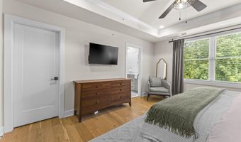 42460 MILDRED LANDING Sq, Ashburn, VA 20148