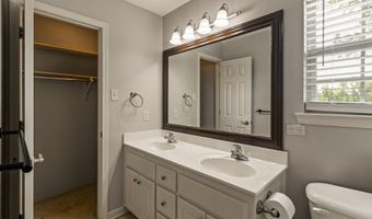 137 Weathering Dr Dr, Austin, AR 72007