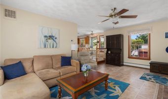 227 Prospect Ave, Middletown, RI 02842