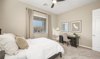 17 Reflection Cove Dr, Henderson, NV 89011