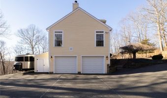102 Cooper Hill Rd, Southbury, CT 06488