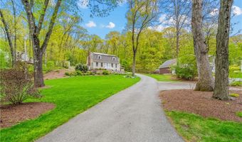 17 Will Croft St, Cumberland, RI 02864