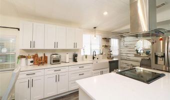 119 S SAINT THOMAS Cir, Apollo Beach, FL 33572