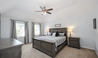 6 Jennifer Ln, Amherst, NH 03031