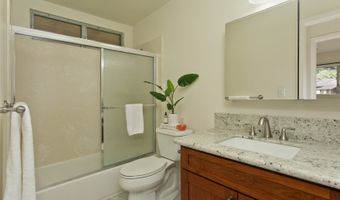 98-607 Kilinoe St 8A2, Aiea, HI 96701