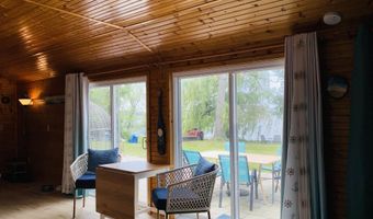 107 Hunter Rd N, Alburgh, VT 05440