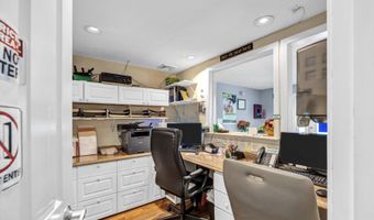 677 W West Main St, Barnstable, MA 02630