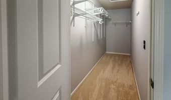 2820 Barclay Way, Ann Arbor, MI 48105
