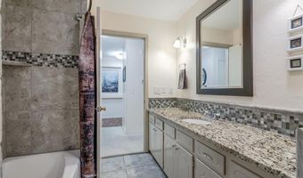 2105 N Alexander Ln, Bethany, OK 73008