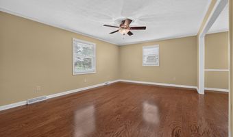 225 W Gate Dr, Baxter, TN 38544