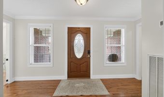82 Drury Ln, Albertville, AL 35950