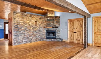 38 Lookout Rd, Asheville, NC 28804