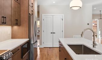 15 Perdue Pl, Asheville, NC 28806