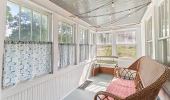 4518 Kingman Blvd, Des Moines, IA 50311