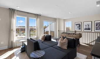 42129 SHINING STAR Sq, Ashburn, VA 20148