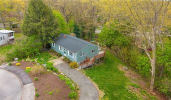 6 Linda Ct, Coventry, RI 02816