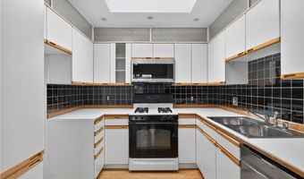 16700 Yukon Ave 218, Torrance, CA 90504