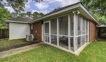 1022 Red Oak Dr, Brandon, MS 39042