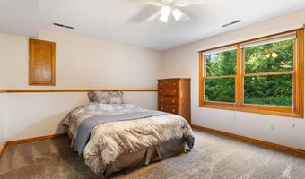 9774 68th Ave, Allendale, MI 49401