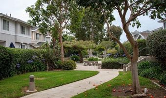 6933 Catamaran Dr, Carlsbad, CA 92011